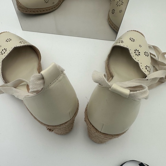 Wedge Espadrille White Closed Toe with Leg Wrap by Just Fab - Picture 5 of 9